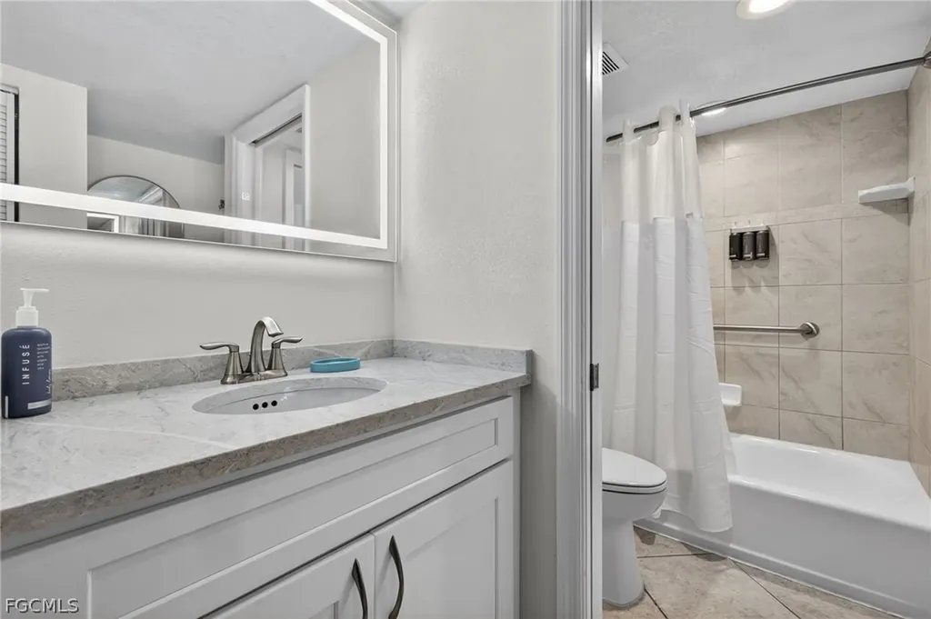 2255 W Gulf Drive Sanibel FL 33957