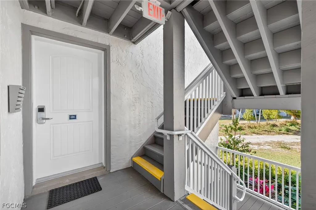 2255 W Gulf Drive Sanibel FL 33957