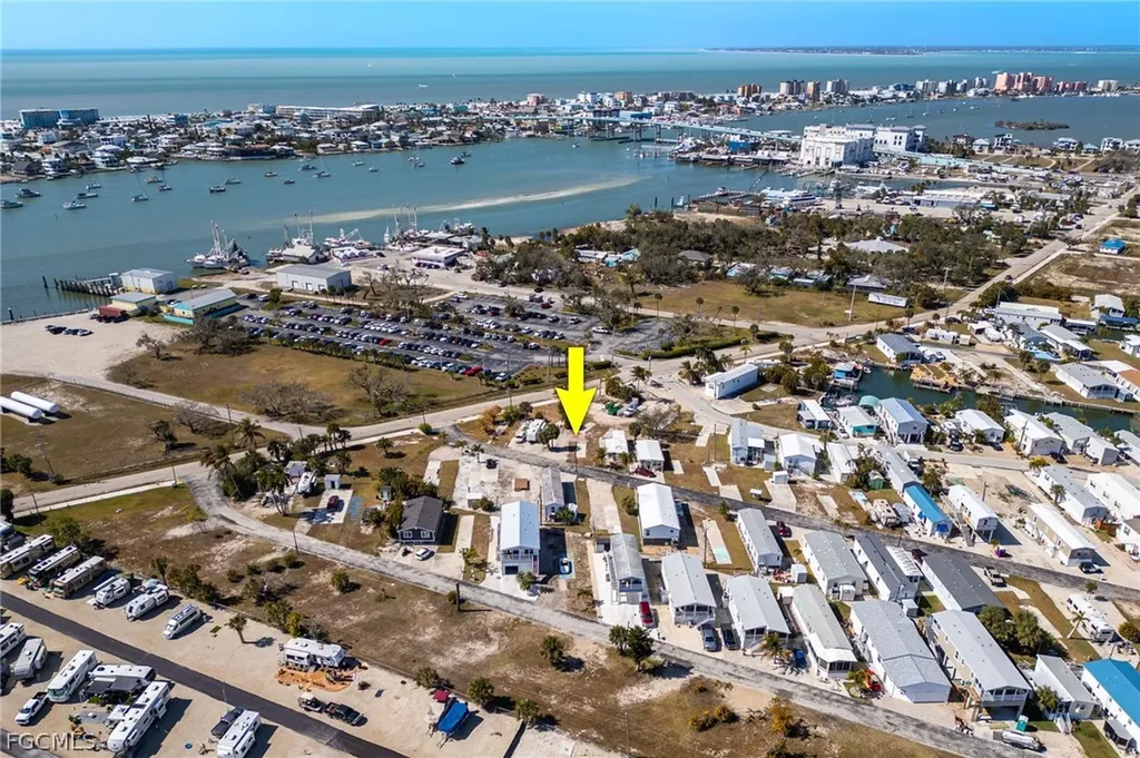 4 Helen Lane Fort Myers Beach FL 33931
