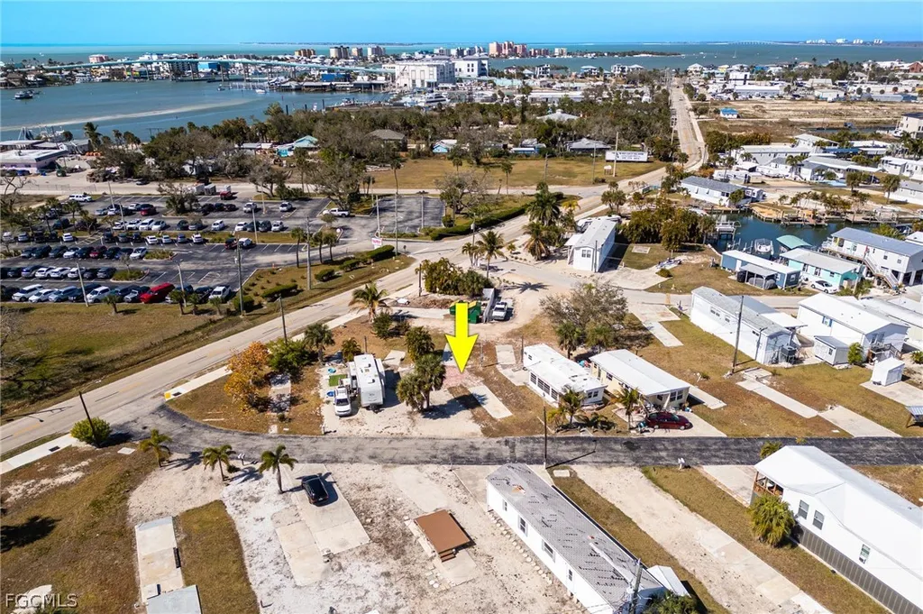 4 Helen Lane Fort Myers Beach FL 33931