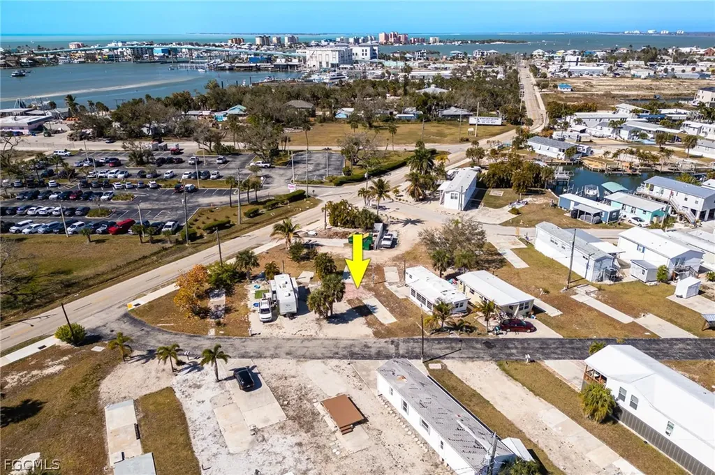 4 Helen Lane Fort Myers Beach FL 33931