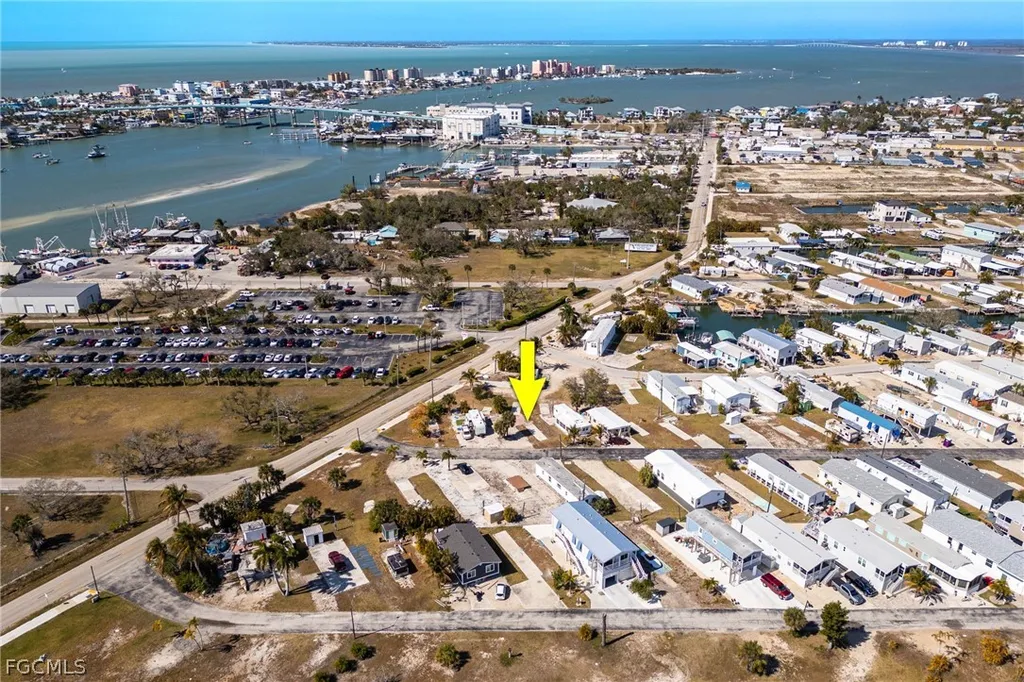 4 Helen Lane Fort Myers Beach FL 33931