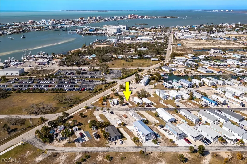 4 Helen Lane Fort Myers Beach FL 33931