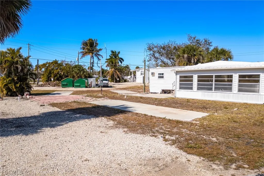 4 Helen Lane Fort Myers Beach FL 33931