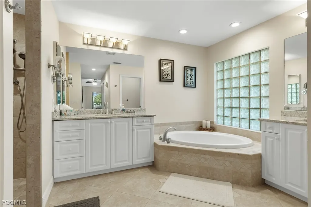 2013 SW 31st Terrace Cape Coral FL 33914