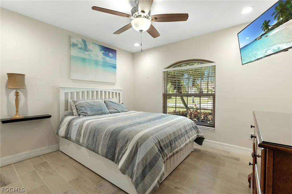 2013 SW 31st Terrace Cape Coral FL 33914