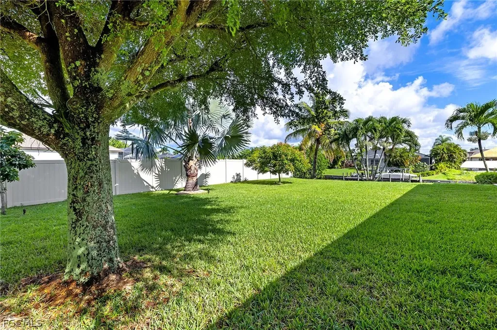 2013 SW 31st Terrace Cape Coral FL 33914