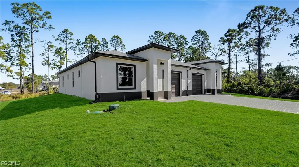4662 29th Street SW Lehigh Acres FL 33973