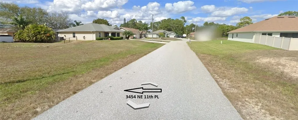 3454 NE 11th Place Cape Coral FL 33909