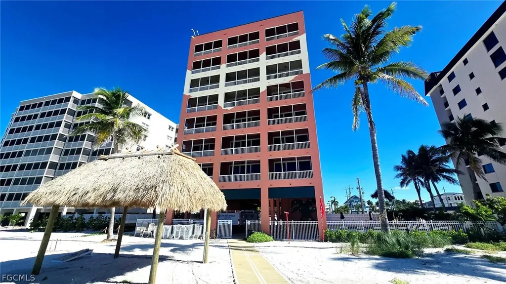 Fort Myers Beach FL, 510 Estero Boulevard, Unit 304