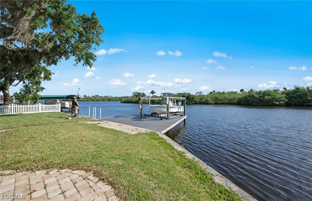 13782 River Forest Drive Fort Myers FL 33905