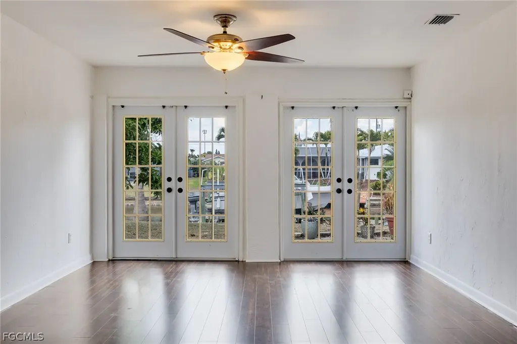 233 SW 42nd Terrace Cape Coral FL 33914