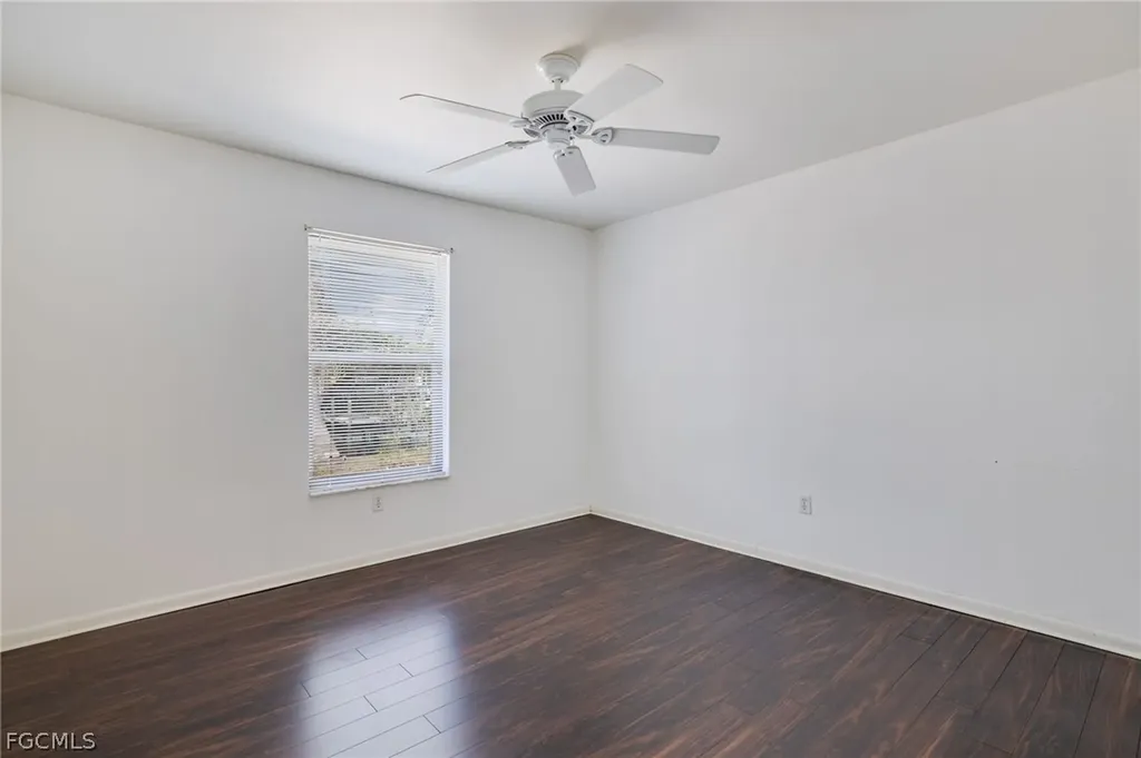 233 SW 42nd Terrace Cape Coral FL 33914