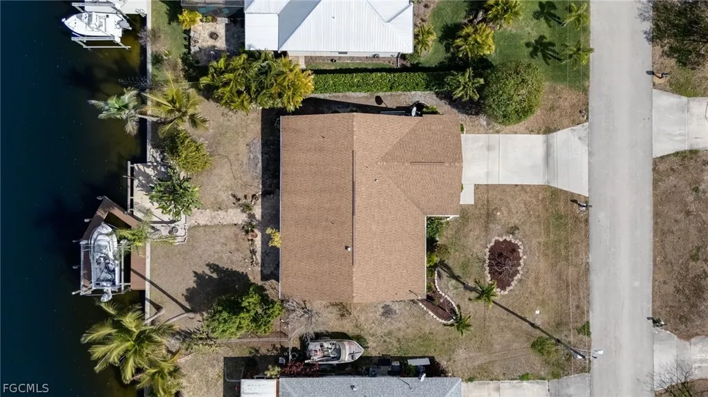 233 SW 42nd Terrace Cape Coral FL 33914