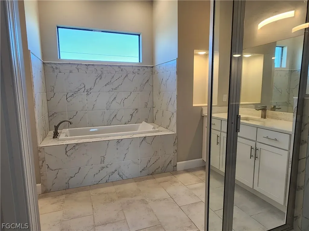3504 NW 15th Terrace Cape Coral FL 33993