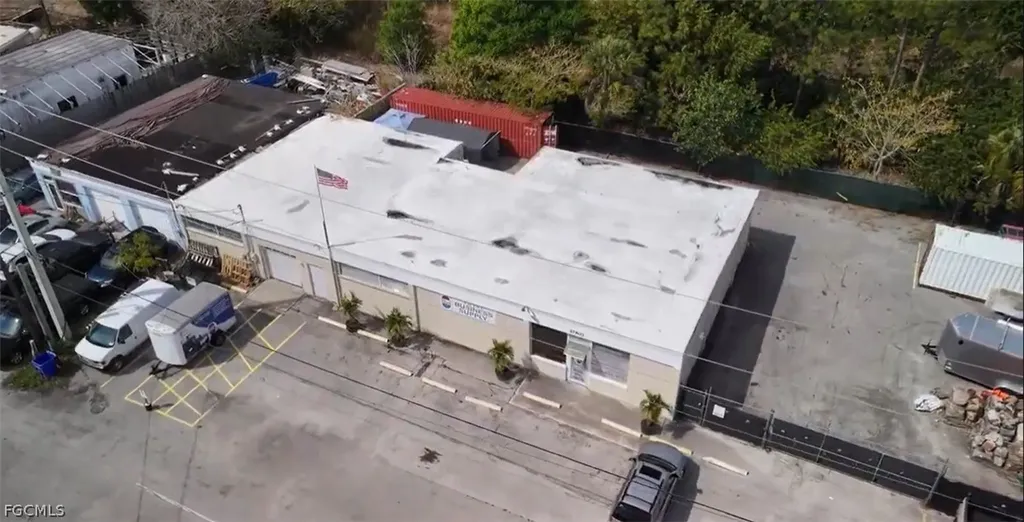 27900 Industrial Street Bonita Springs FL 34135