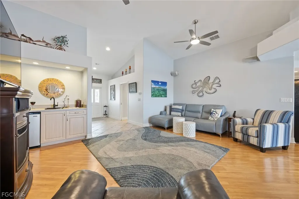 12249 Moon Shell Drive Matlacha Isles FL 33991