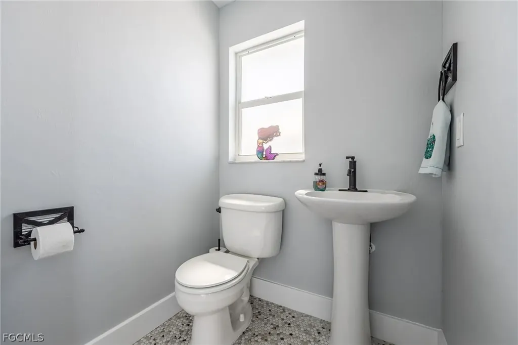 12249 Moon Shell Drive Matlacha Isles FL 33991