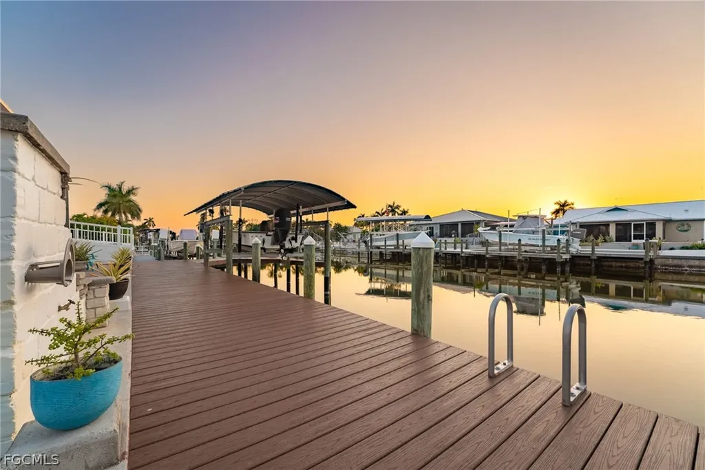 12249 Moon Shell Drive Matlacha Isles FL 33991
