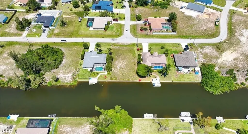 1716 SW 2nd Street Cape Coral FL 33991