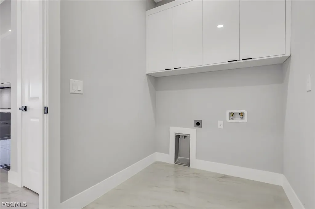 13 NW 5th Terrace Cape Coral FL 33993
