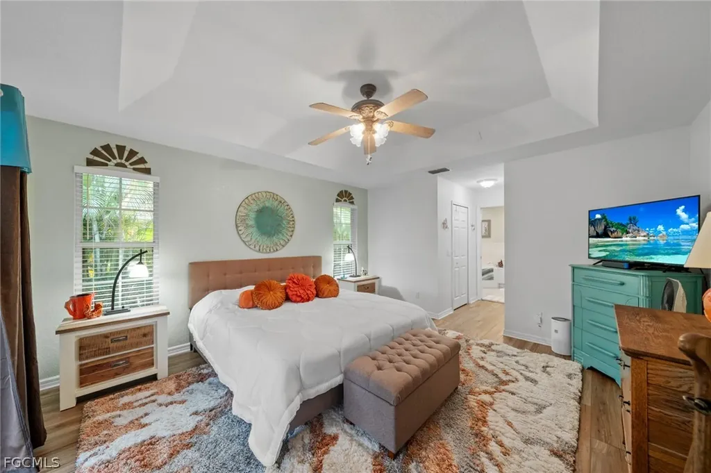 1007 SE 23rd Avenue Cape Coral FL 33990