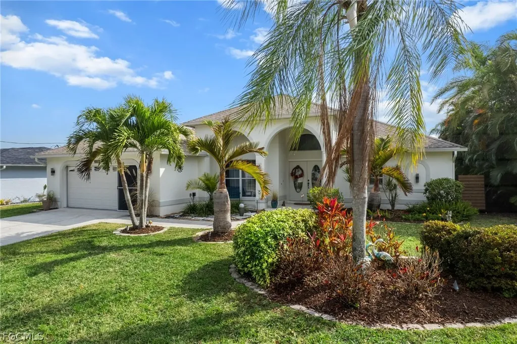 1007 SE 23rd Avenue Cape Coral FL 33990