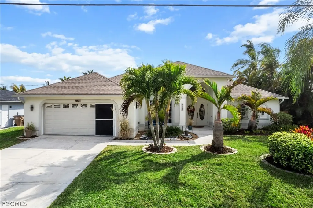 1007 SE 23rd Avenue Cape Coral FL 33990