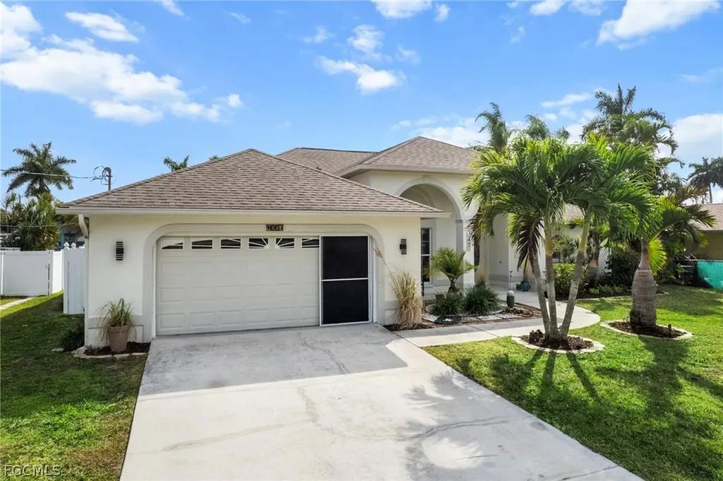 1007 SE 23rd Avenue Cape Coral FL 33990
