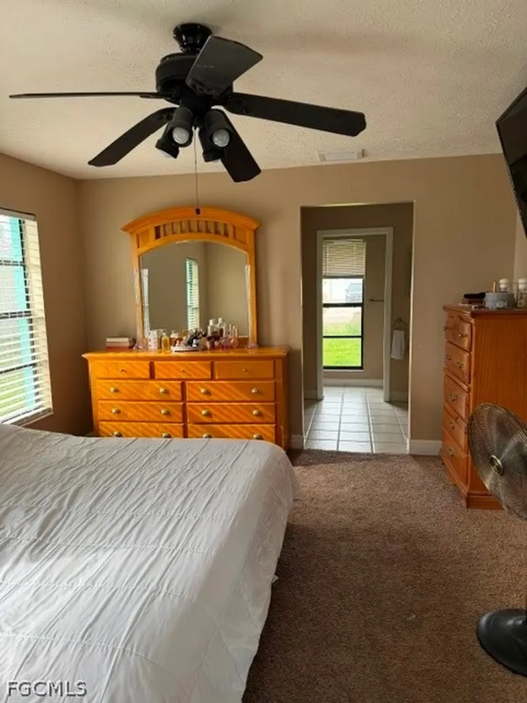 322 SE 46th Lane Cape Coral FL 33904