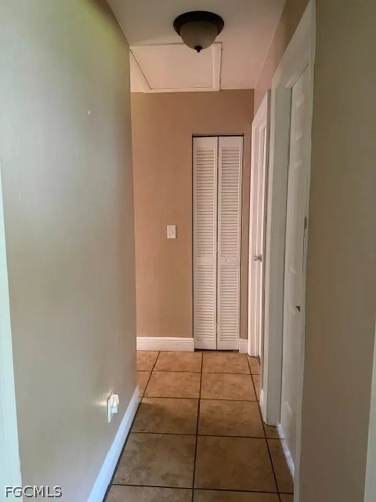 322 SE 46th Lane Cape Coral FL 33904