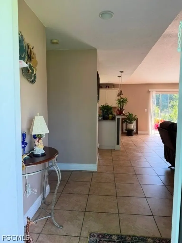 322 SE 46th Lane Cape Coral FL 33904