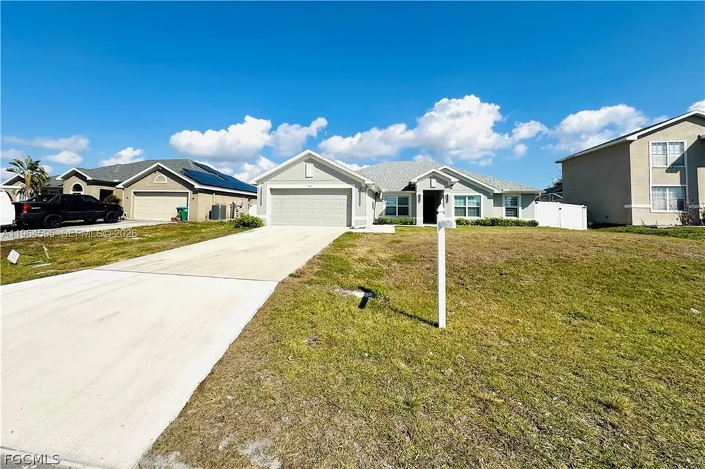 1137 NE 4th Place Cape Coral FL 33909