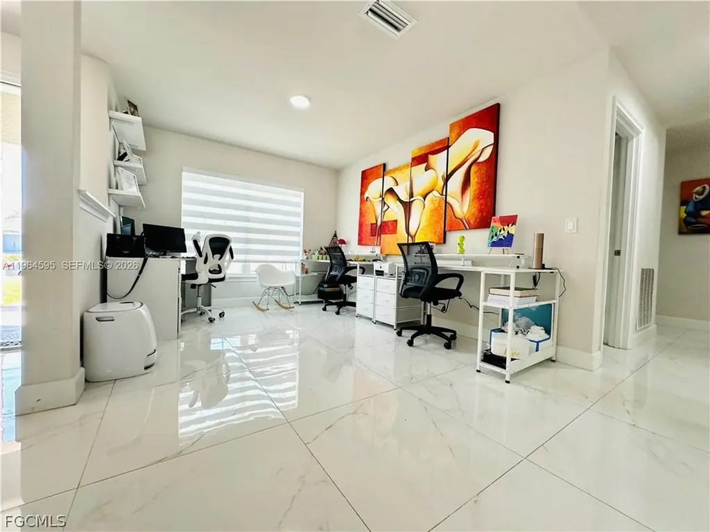 1137 NE 4th Place Cape Coral FL 33909