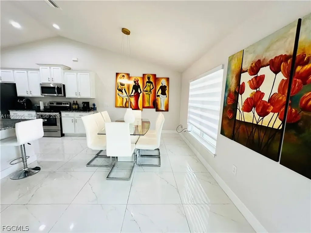 1137 NE 4th Place Cape Coral FL 33909