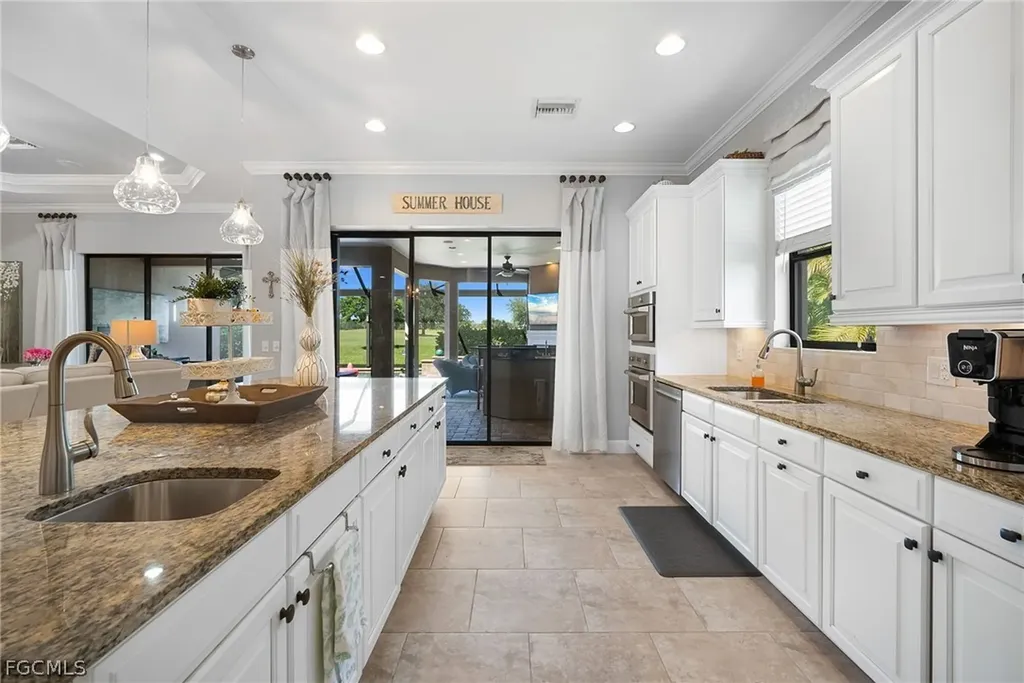 3307 Chestnut Grove Drive Alva FL 33920