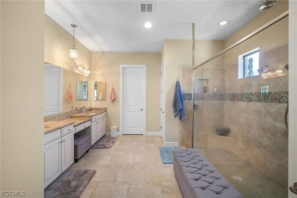 3307 Chestnut Grove Drive Alva FL 33920