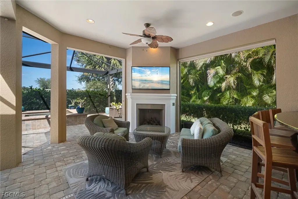 3307 Chestnut Grove Drive Alva FL 33920