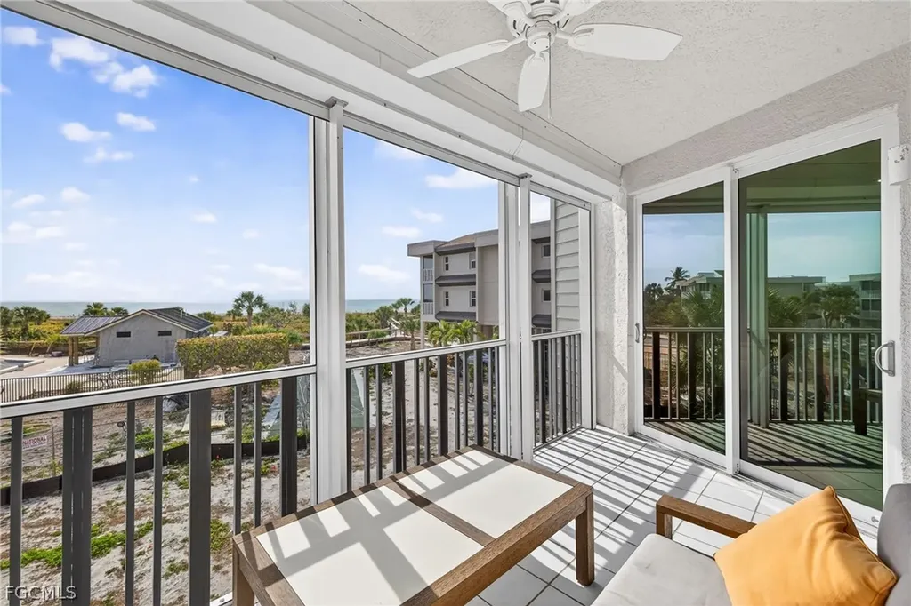 255 Periwinkle Way Sanibel FL 33957