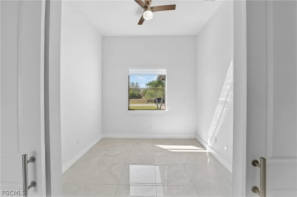 201 NW 3rd Lane Cape Coral FL 33993