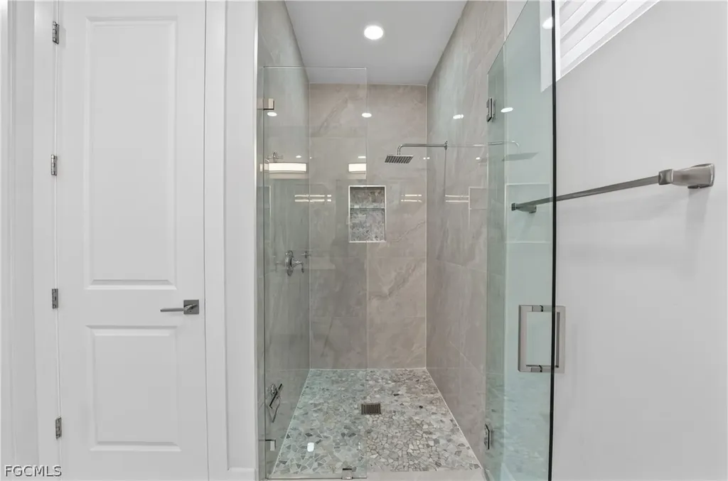 201 NW 3rd Lane Cape Coral FL 33993