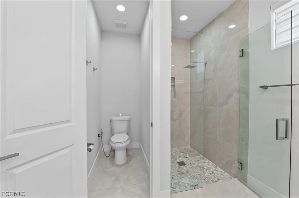 201 NW 3rd Lane Cape Coral FL 33993