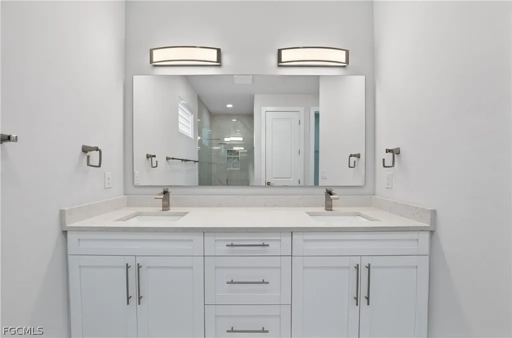 201 NW 3rd Lane Cape Coral FL 33993