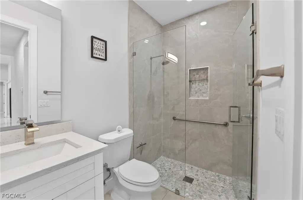 201 NW 3rd Lane Cape Coral FL 33993
