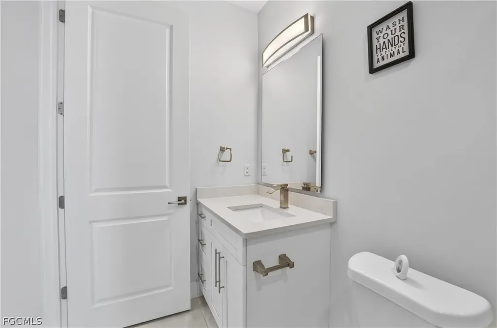 201 NW 3rd Lane Cape Coral FL 33993