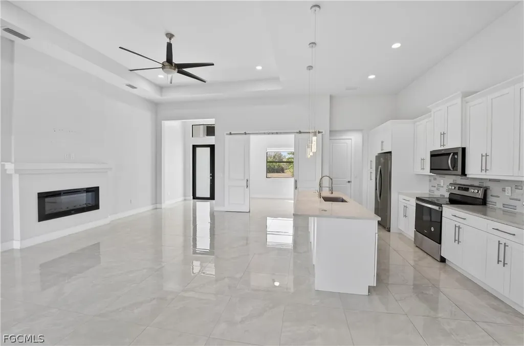 201 NW 3rd Lane Cape Coral FL 33993