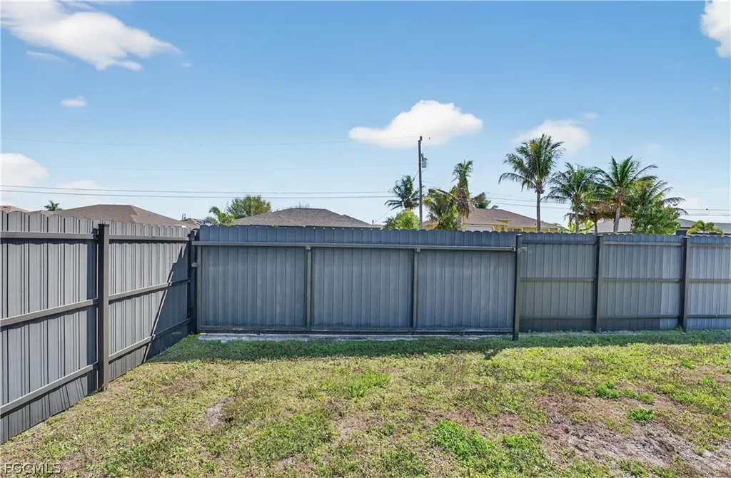 201 NW 3rd Lane Cape Coral FL 33993