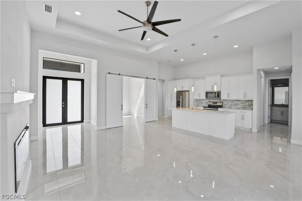 201 NW 3rd Lane Cape Coral FL 33993