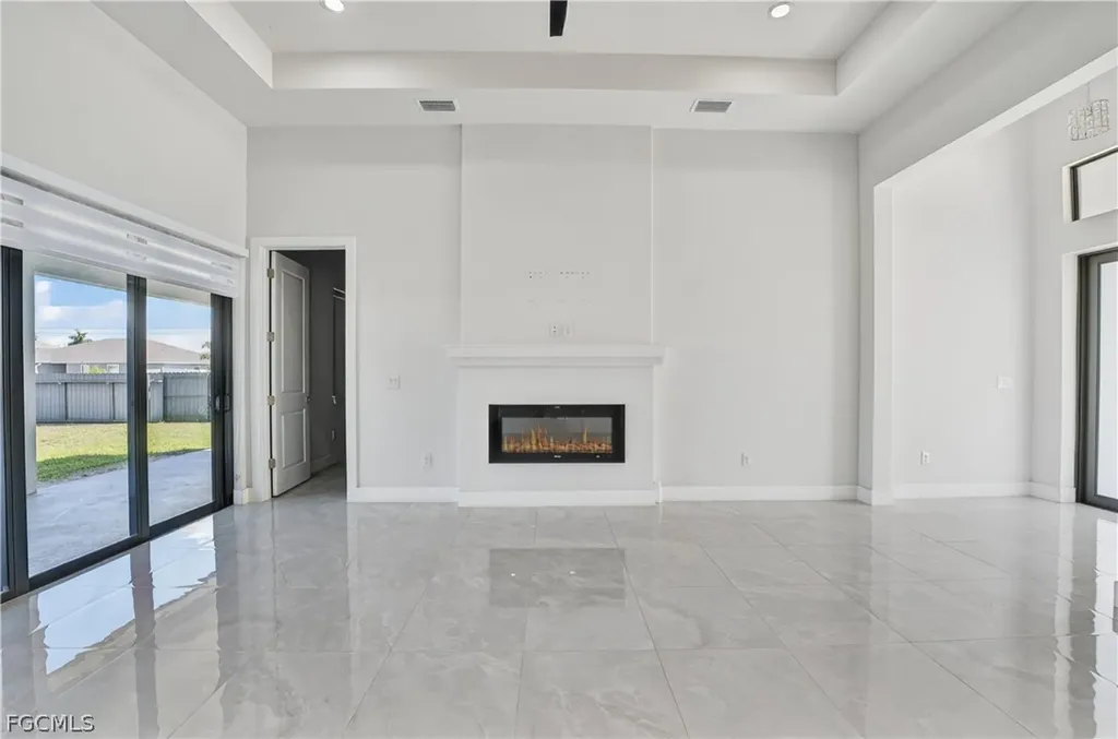 201 NW 3rd Lane Cape Coral FL 33993