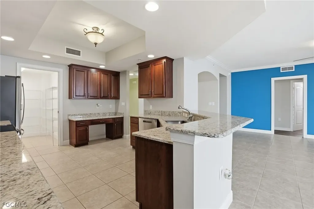 2090 W 1st Street Fort Myers FL 33901